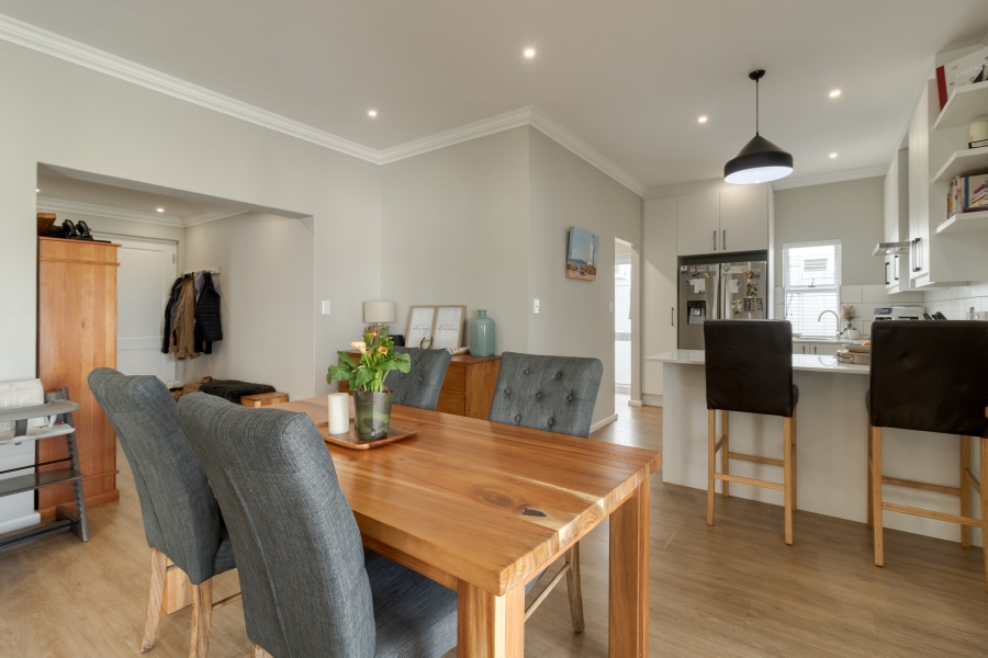 3 Bedroom Property for Sale in Roundhay Western Cape
